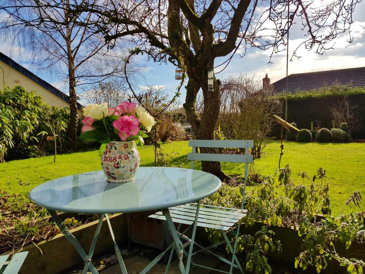 The Dorm Bed And Breakfast Eccleshall Exterior foto